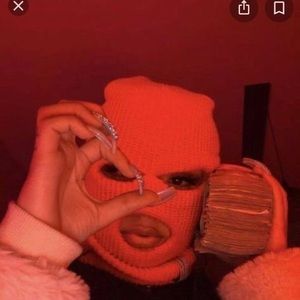 Meet your Posher, Melanie